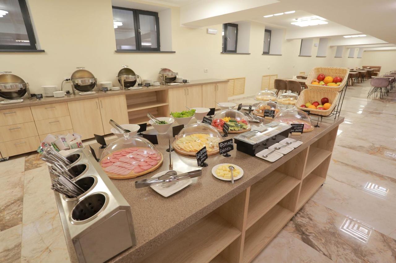 מלון Atyraū Infinity Plaza Block 1 מראה חיצוני תמונה