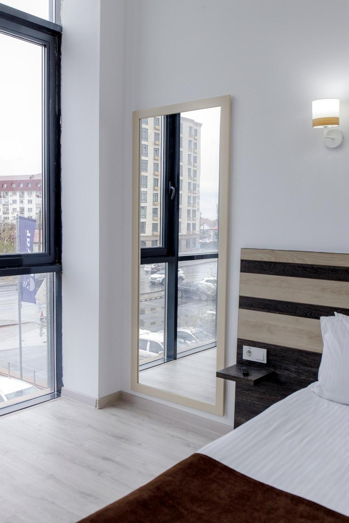 מלון Atyraū Infinity Plaza Block 1 מראה חיצוני תמונה