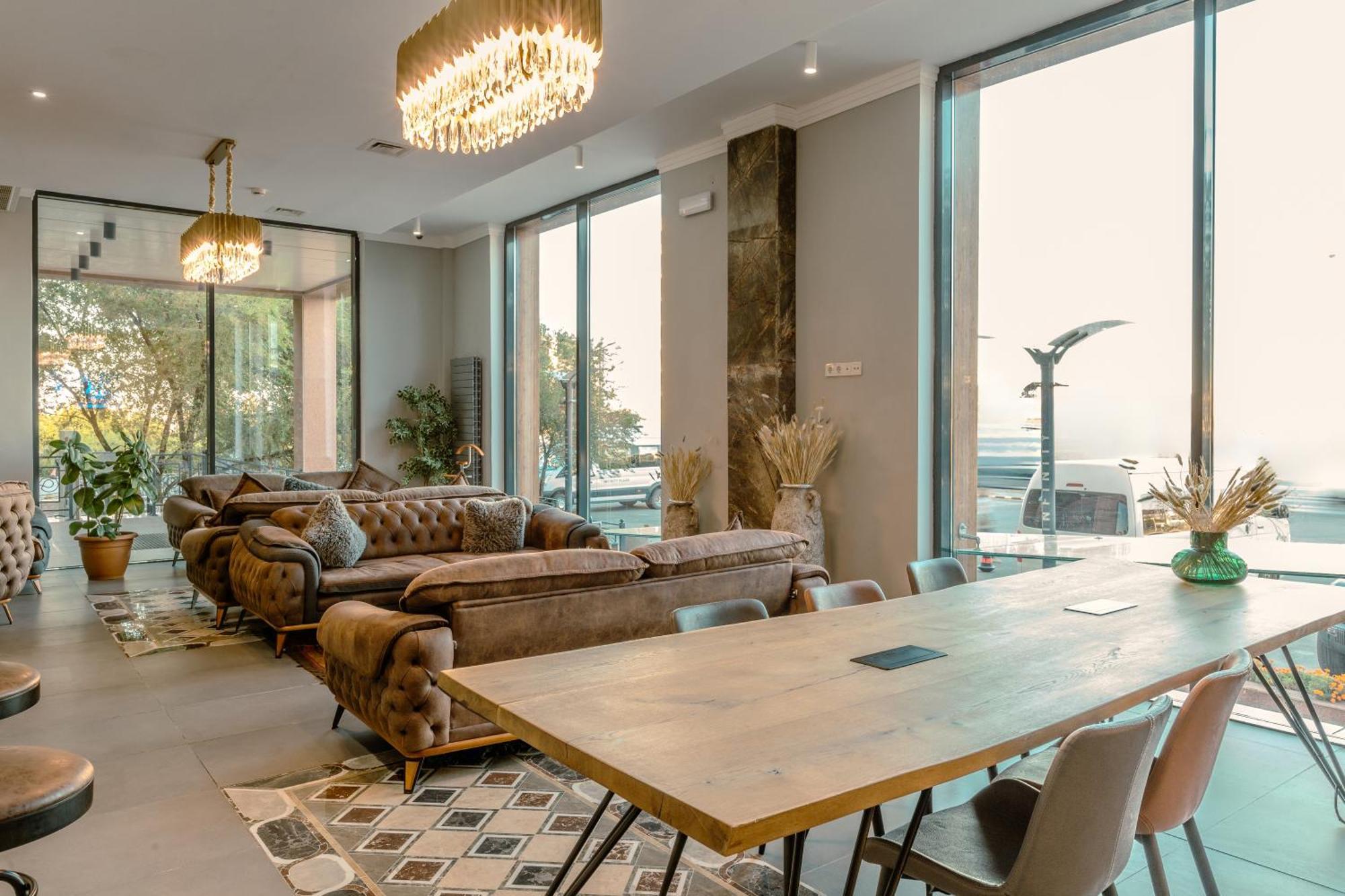 מלון Atyraū Infinity Plaza Block 1 מראה חיצוני תמונה