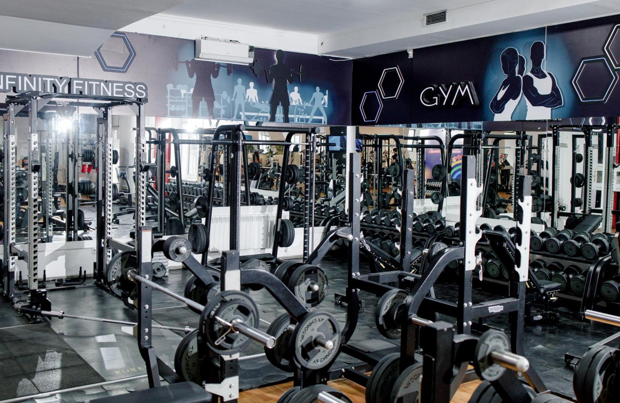 מלון Atyraū Infinity Plaza Block 1 מראה חיצוני תמונה